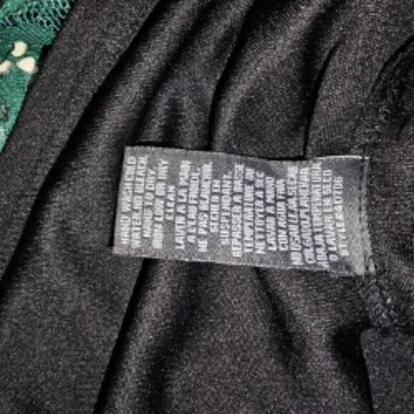 Extra Small Green Sleeveless Dress - Picture 3 of 4